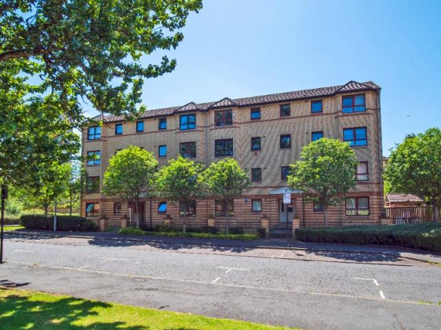 Apartment for rent in Oakbank, Firhill