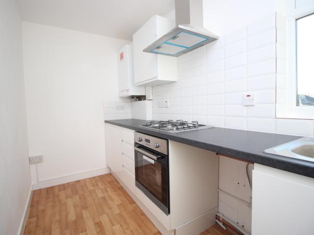 Apartment for rent in Loxford, Greater London