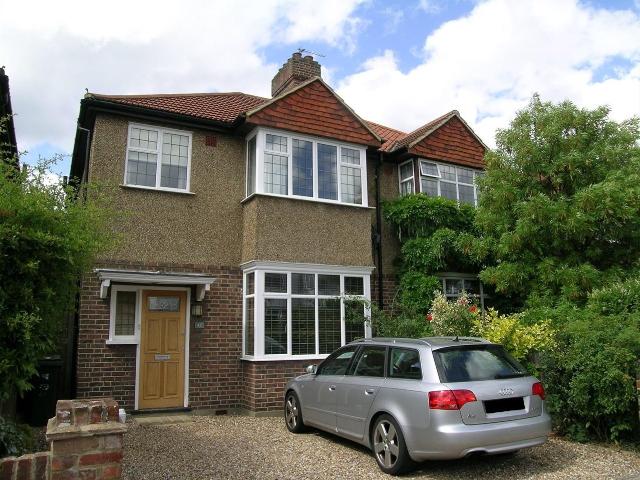 Apartment for rent in Surbiton, Greater London