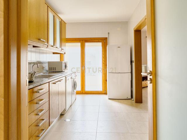 Apartamento alugar em Nazaré, Pederneira