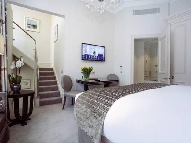 Apartment for rent in Victoria, Greater London
