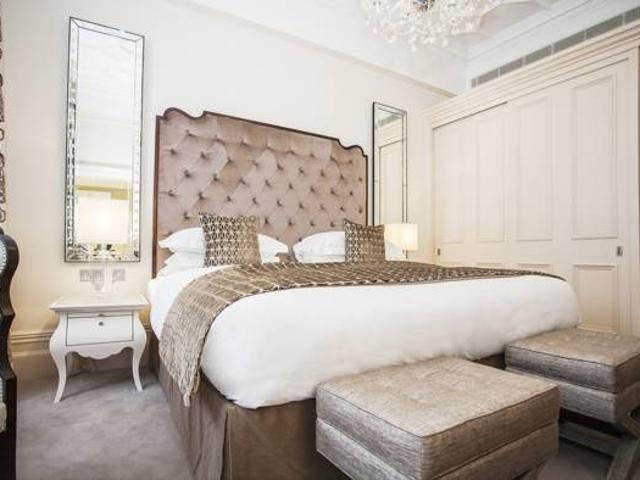 Apartment for rent in Victoria, Greater London