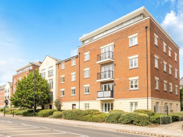Apartment for rent in Golden Valley, Gloucestershire