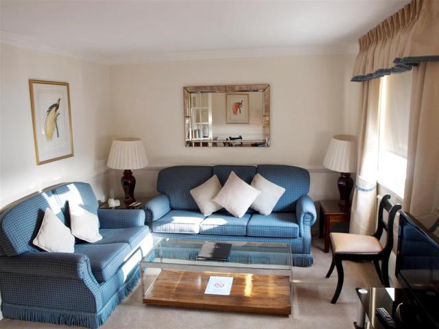Apartment for rent in Victoria, Greater London
