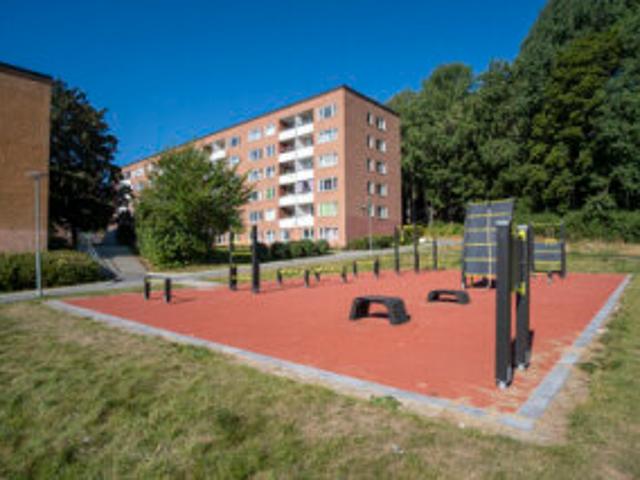Lägenhet hyra i Vårby, Stockholm