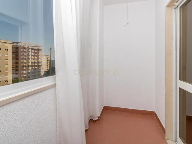Apartamento alugar em Póvoa De Santa Iria