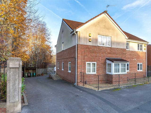 Apartment for rent in Feckenham, City Of Bristol