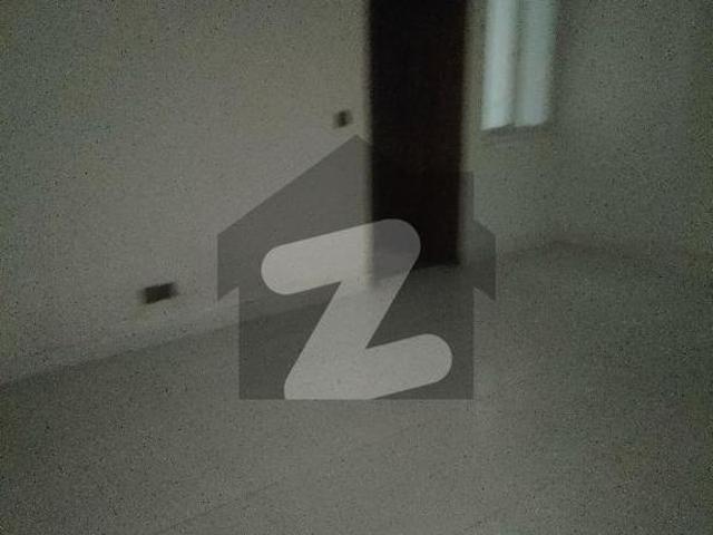 Apartment for rent in Clifton, North Waziristan