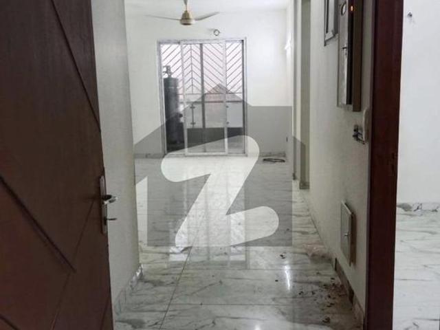 Apartment for rent in Clifton, North Waziristan