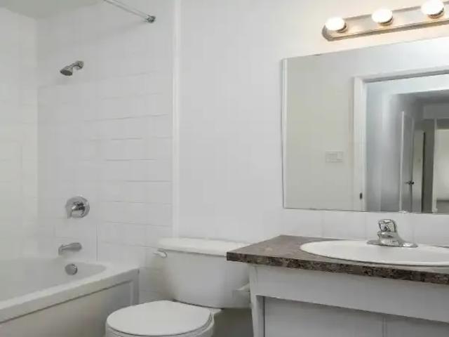 Apartment for rent in Wedgewood, Alberta