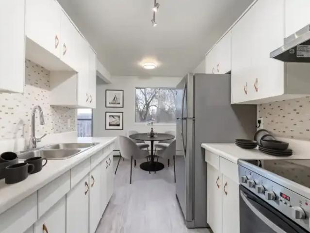 Apartment for rent in Wedgewood, Alberta