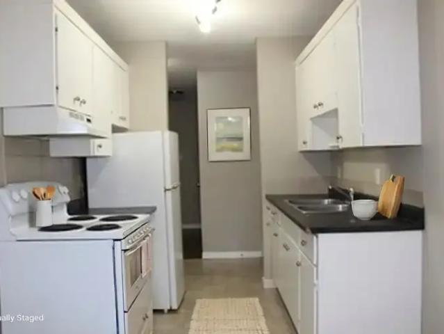 Apartment for rent in Wedgewood, Alberta