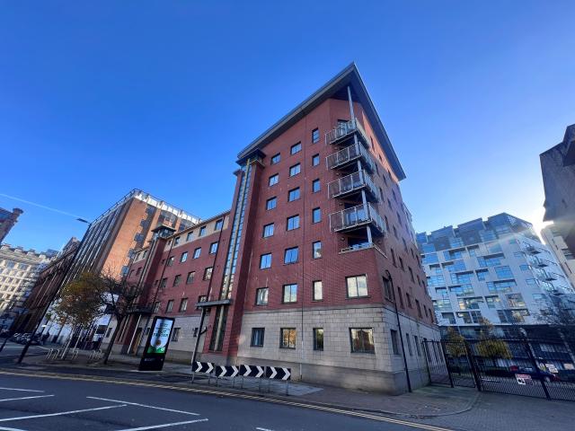 Apartment for rent in Petersfield, Manchester