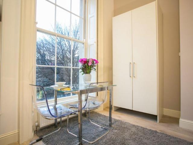 Studio to rent in Bluebell, North Tipperary