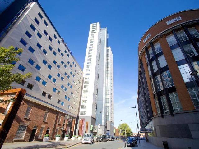 Apartment for rent in Calderstones