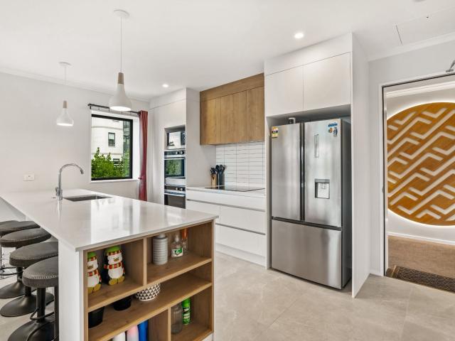 Apartment for rent in Paremoremo