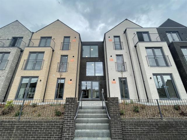Apartment for rent in Holywood, Northern Ireland