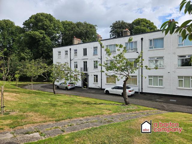 Apartment for rent in Rushpark, Newtownabbey