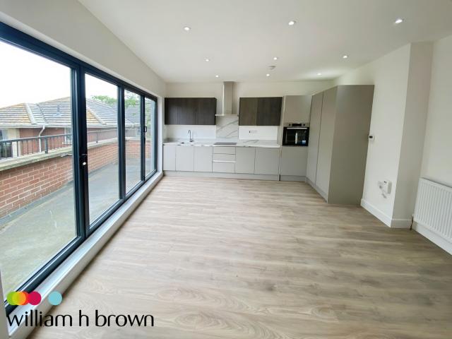 Apartment for rent in Rush Green, Greater London