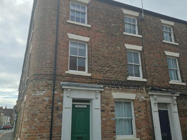 Apartment for rent in Crowle and Ealand, Crowle