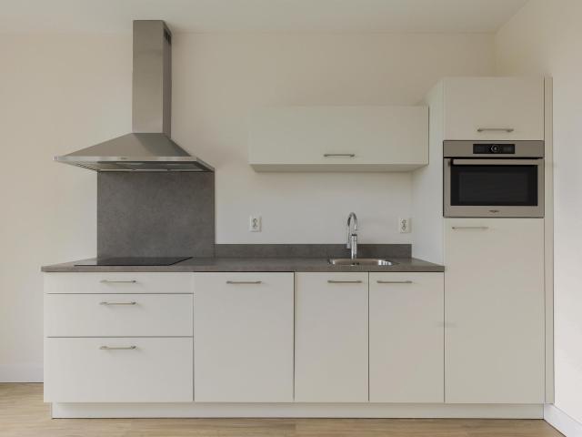 Appartement te huur in Laak, Zuid Holland