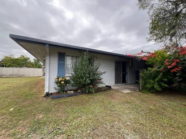 Apartment for rent in Rasmussen, Queensland