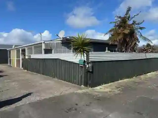 Apartment for rent in Fairdown, West Coast