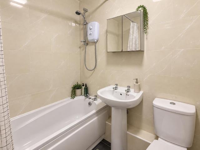 Apartment for rent in Saint George's, South Yorkshire