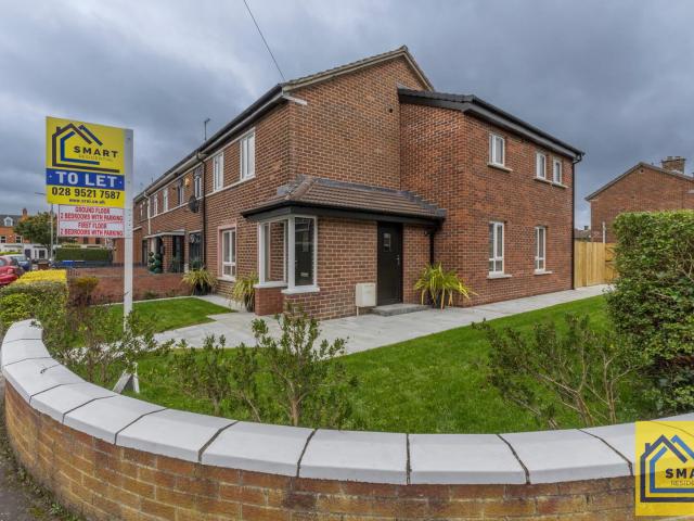 Apartment for rent in Ballyhackamore, Belfast