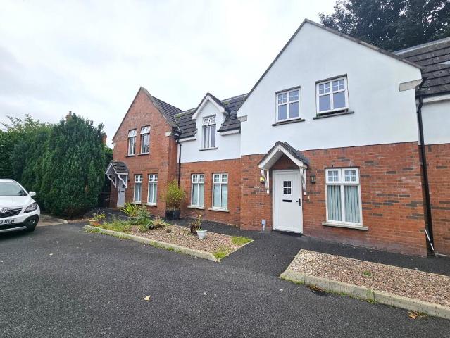 Apartment for rent in Antrim, Northern Ireland