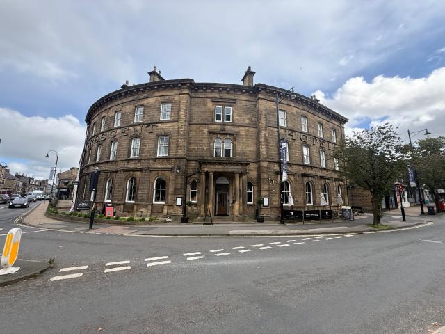 Apartment for rent in Middleton Estate, Bradford