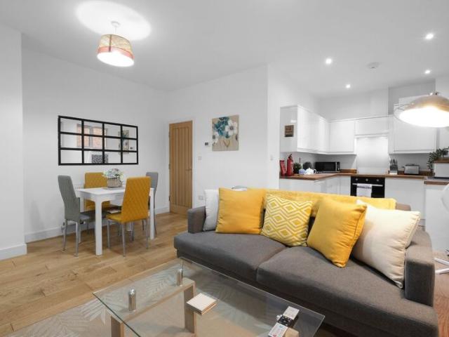 Apartment for rent in Daws Hill, Cressex