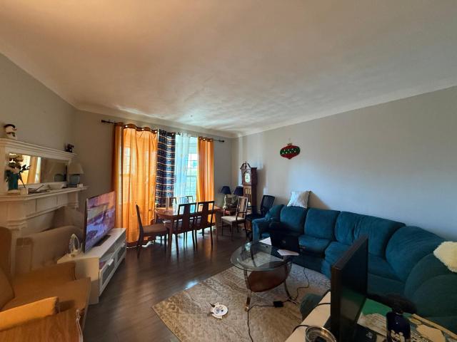 Apartment for rent in Mulhurst Bay, Ontario