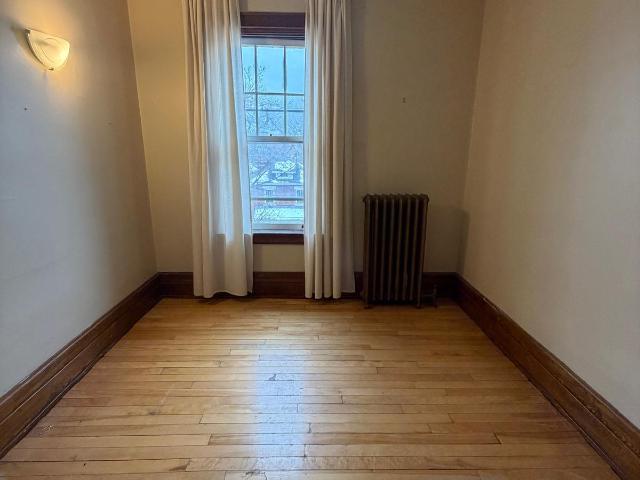 Apartment for rent in New Westminster, British Columbia