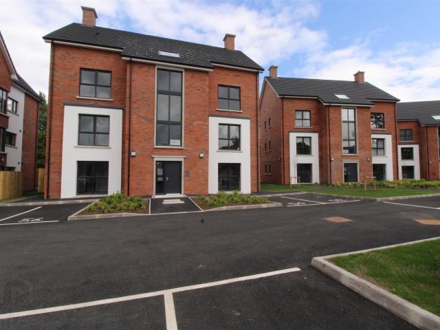 Apartment for rent in Rushpark, Newtownabbey