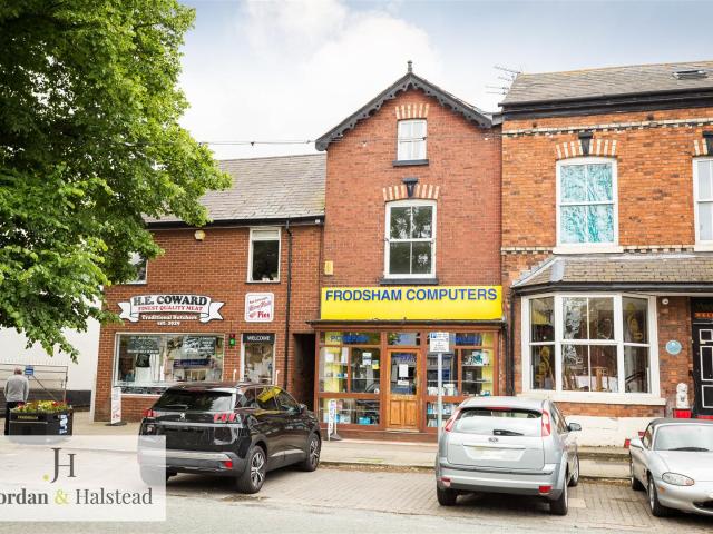 Apartment for rent in Frodsham, Cheshire