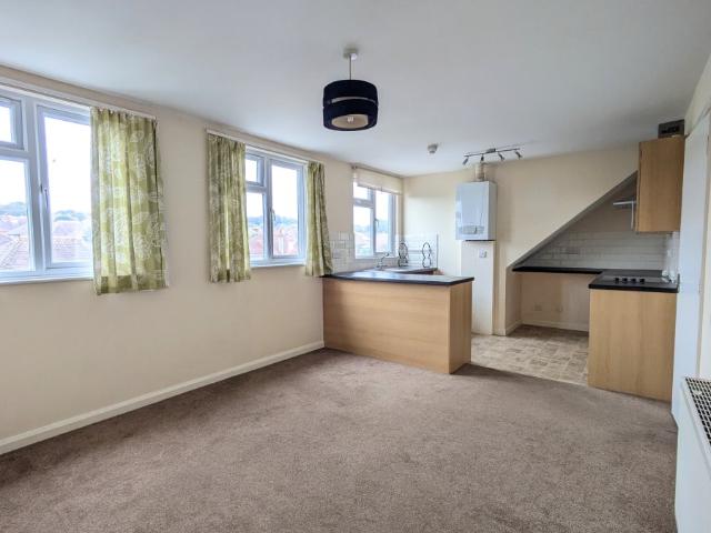 Apartment for rent in Fishersgate, West Sussex