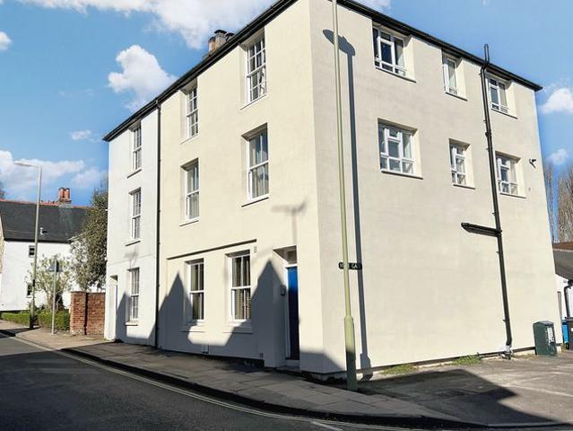 Apartment for rent in Hampshire