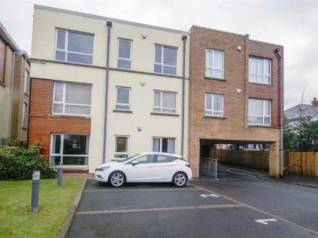 Apartment for rent in Belmont, Northern Ireland