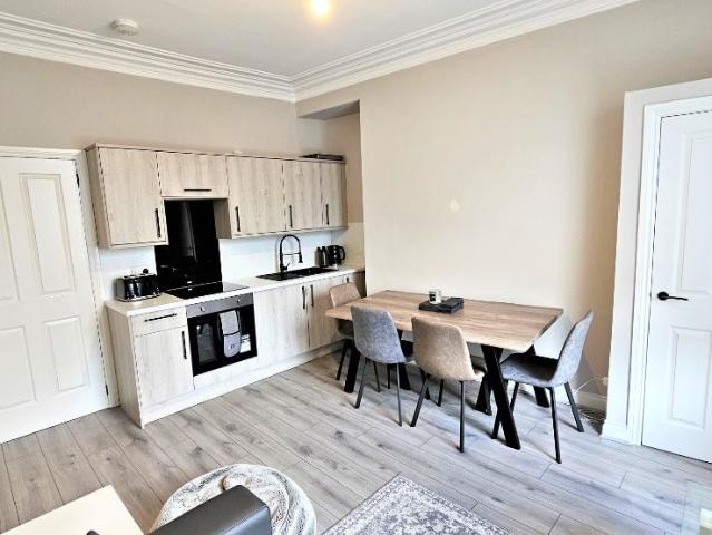 Apartment for rent in Ballindoch, Scotland