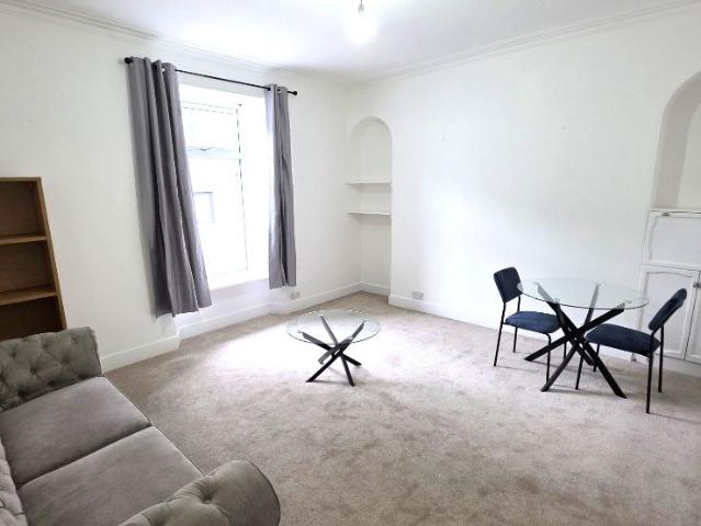 Apartment for rent in Ballindoch, Scotland