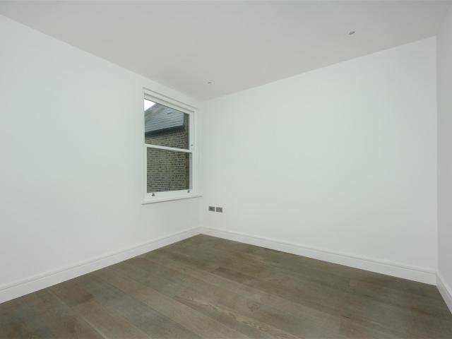 Apartment for rent in London Borough of Ealing, Greater London