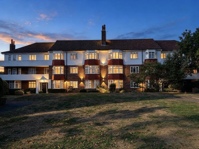 Apartment for rent in London Borough of Croydon, Greater London