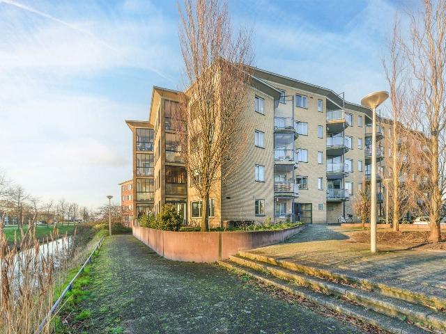 Appartement te huur in Sloten, Amsterdam