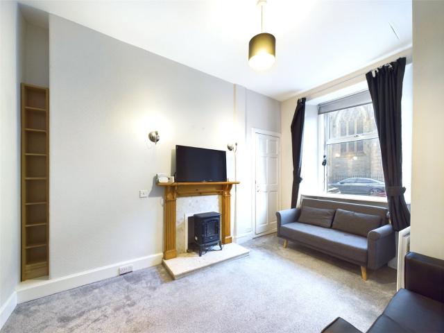 Apartment for rent in Hillside, City of Edinburgh