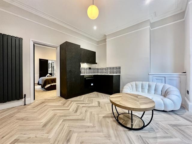 Apartment for rent in Mount Wise