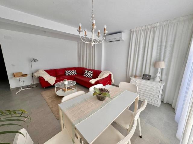 Apartamento en alquiler en Algarrobo-Costa, La Axarquía