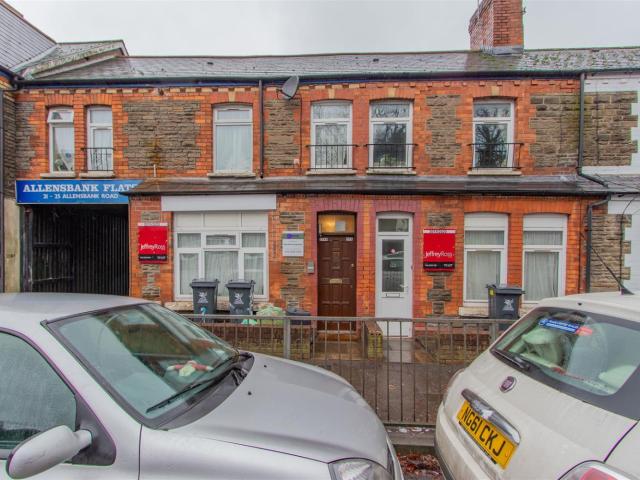 Apartment for rent in Birchgrove, Cardiff