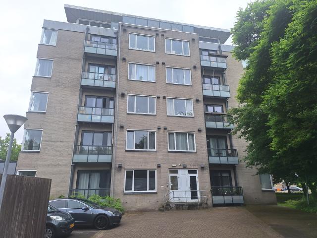Appartement te huur in Alphen Aan Den Rijn, Zuid Holland