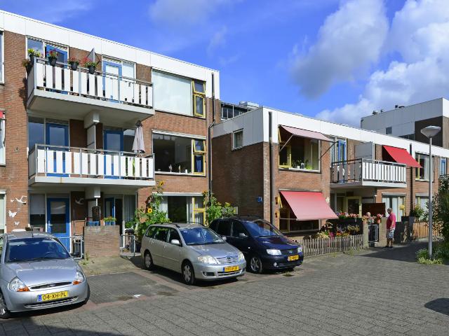 Appartement te huur in Alphen Aan Den Rijn, Zuid Holland